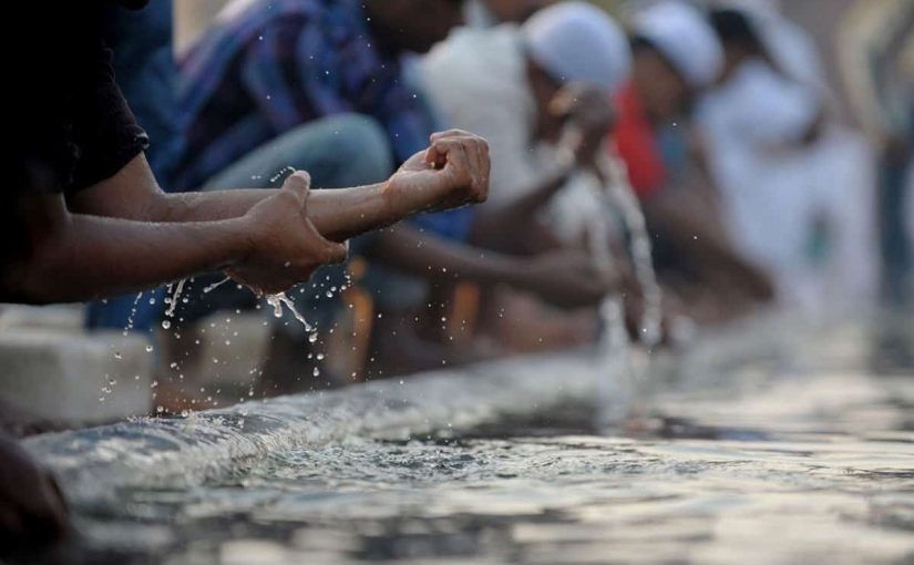 Ablutions en méditation